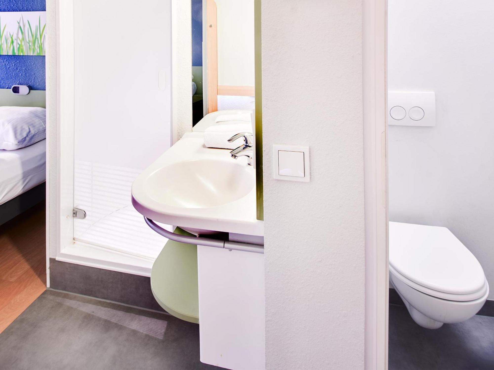 B&B Hotel Hannover-لاتزن المظهر الخارجي الصورة